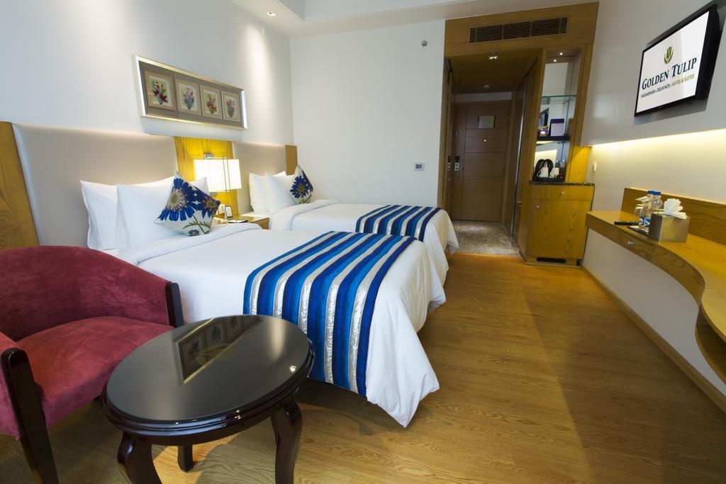 Ramada By Wyndham Ghaziabad Vasundhara Hotel Ruang foto