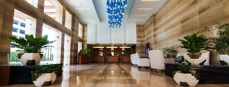 Ramada By Wyndham Ghaziabad Vasundhara Hotel Bagian luar foto